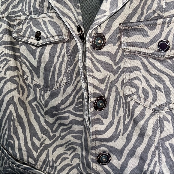 White House Black Market Espresso Brown Zebra Print Denim Jacket Women’s 8 - Picture 2 of 6